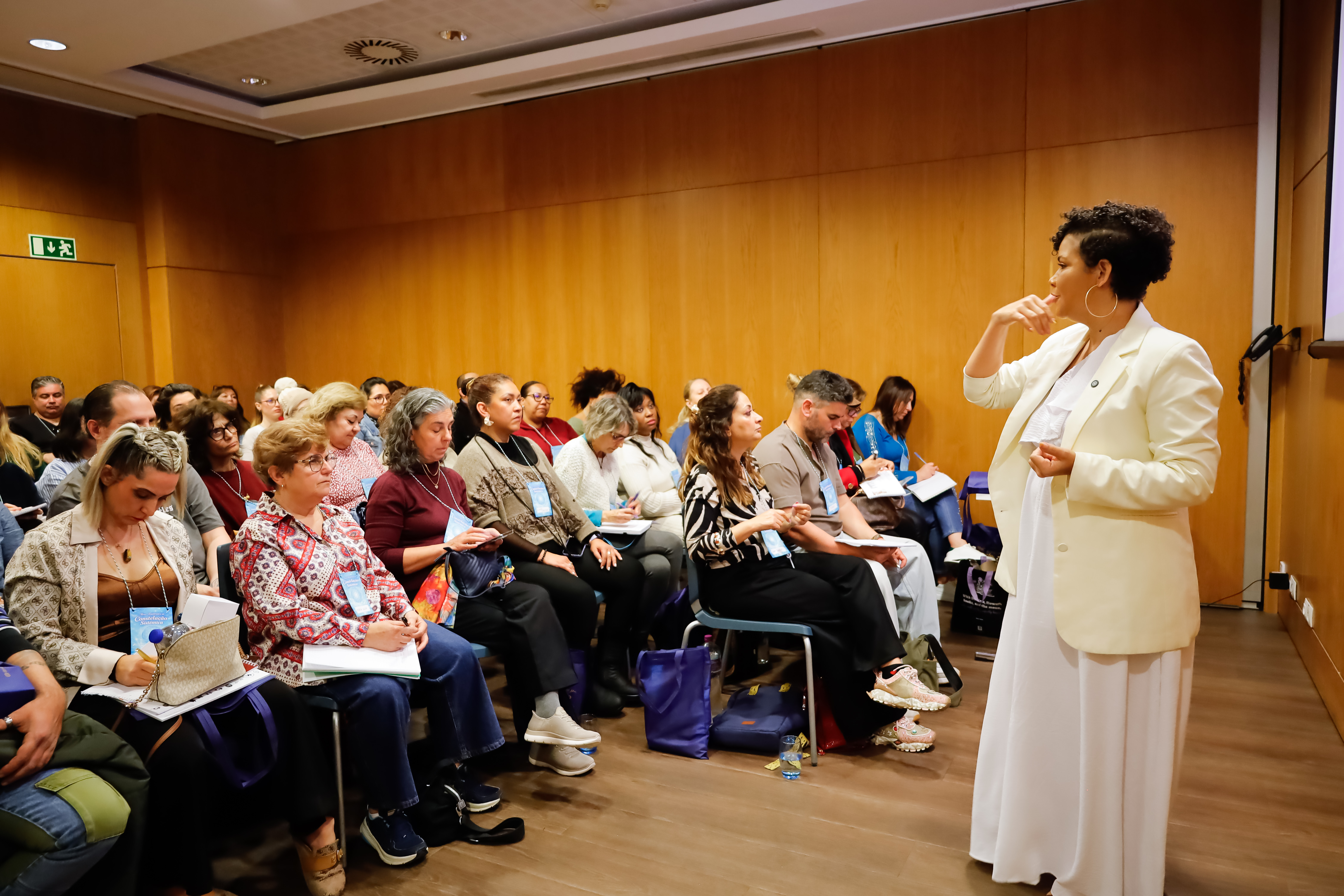 Nayane Lopes com a turma da Formação em Portugal